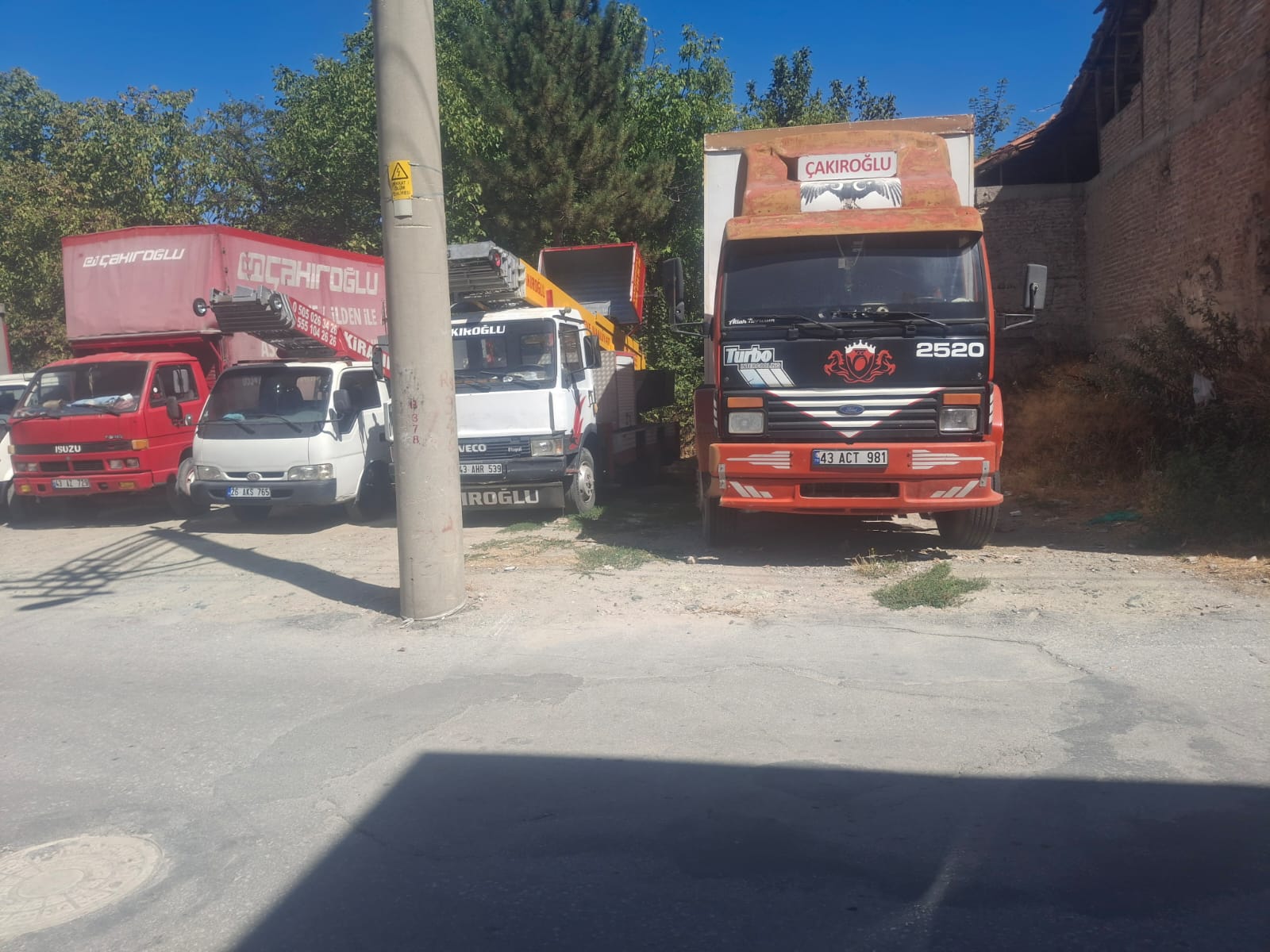 Çakıroğlu Nakliyat Öz Mal Kamyon ve Mobil Asansör Filosu